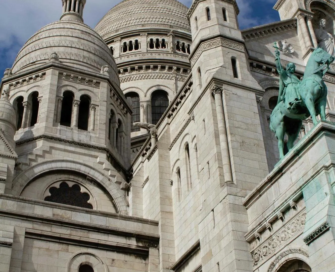 Bright And Cosy Sacre Coeur Paris