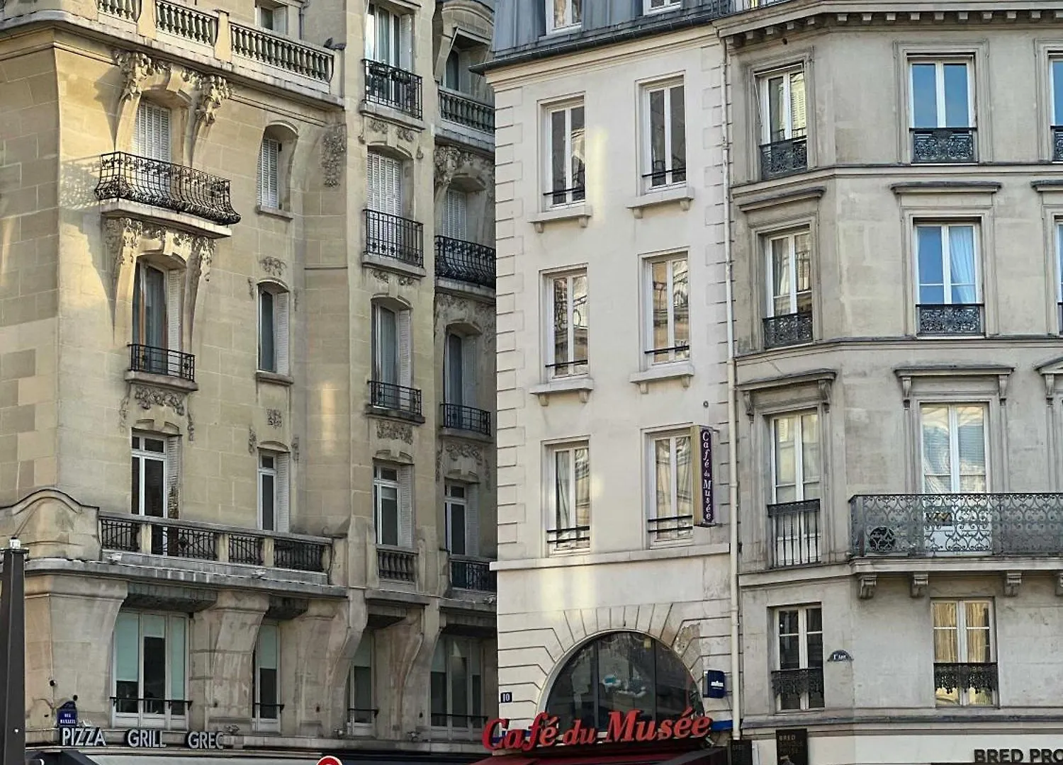 Bright And Cosy Sacre Coeur * 파리